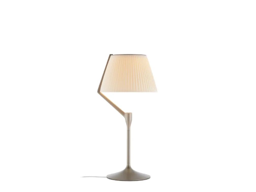 Lampada da tavolo Angelo Stone in alluminio con diffusore rivestito in tessuto di Kartell